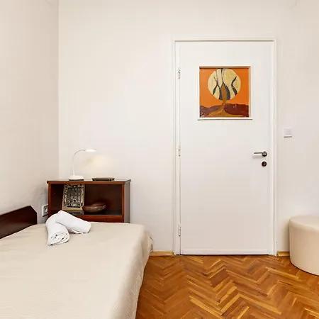 Spacious 2bd In By Flat Mаnager Apartment Plovdiv