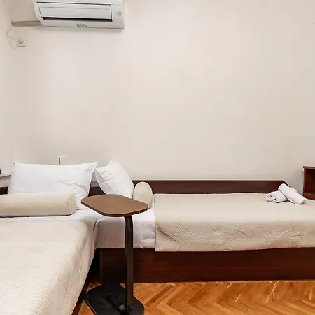 Spacious 2bd In By Flat Mаnager Apartment *